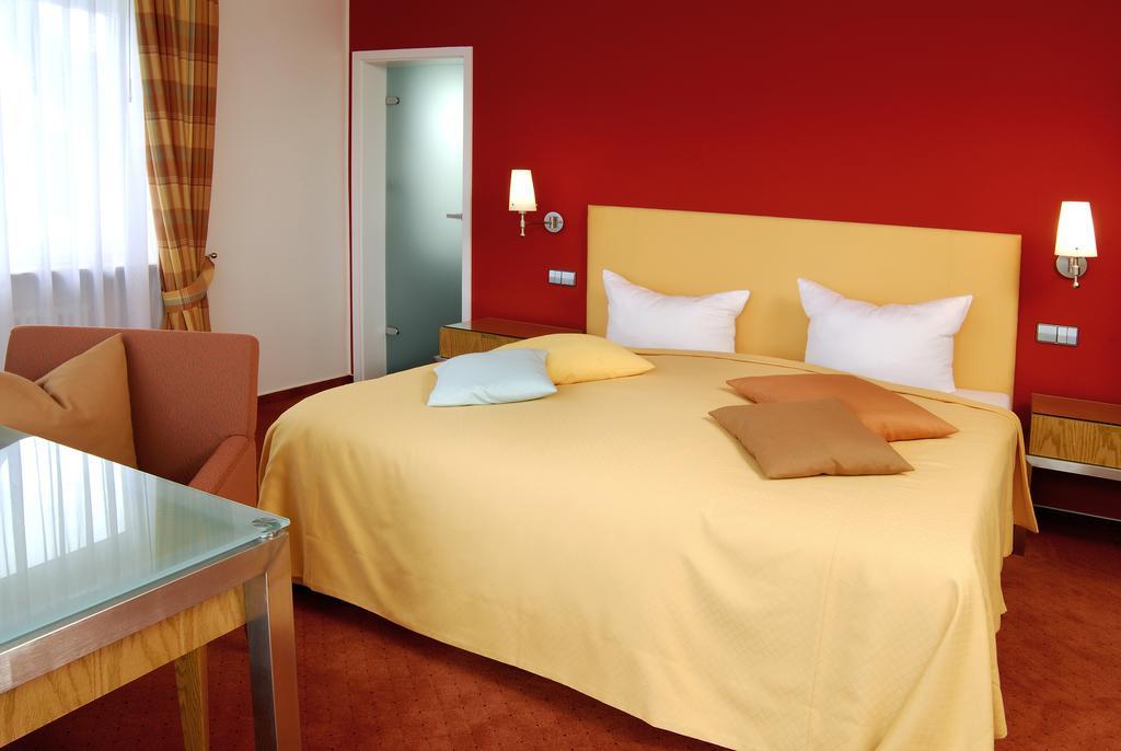 Restaurant-Hotel Maien Lörrach Extérieur photo