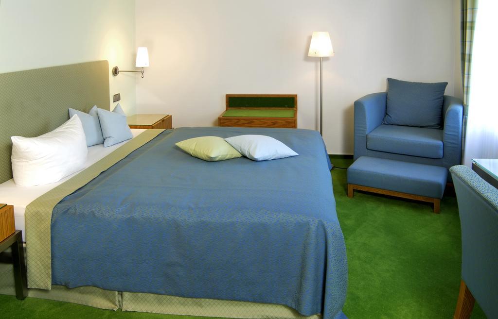 Restaurant-Hotel Maien Lörrach Extérieur photo